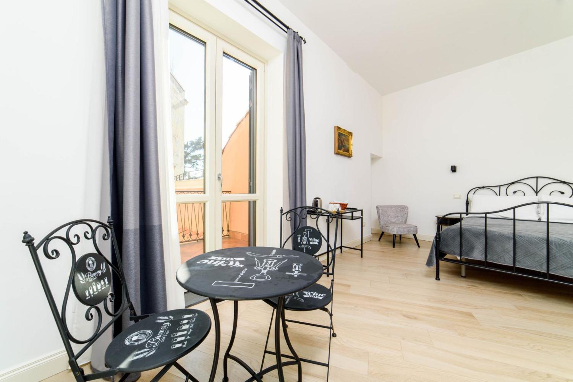 Hotel One&One à Salernes Extérieur photo
