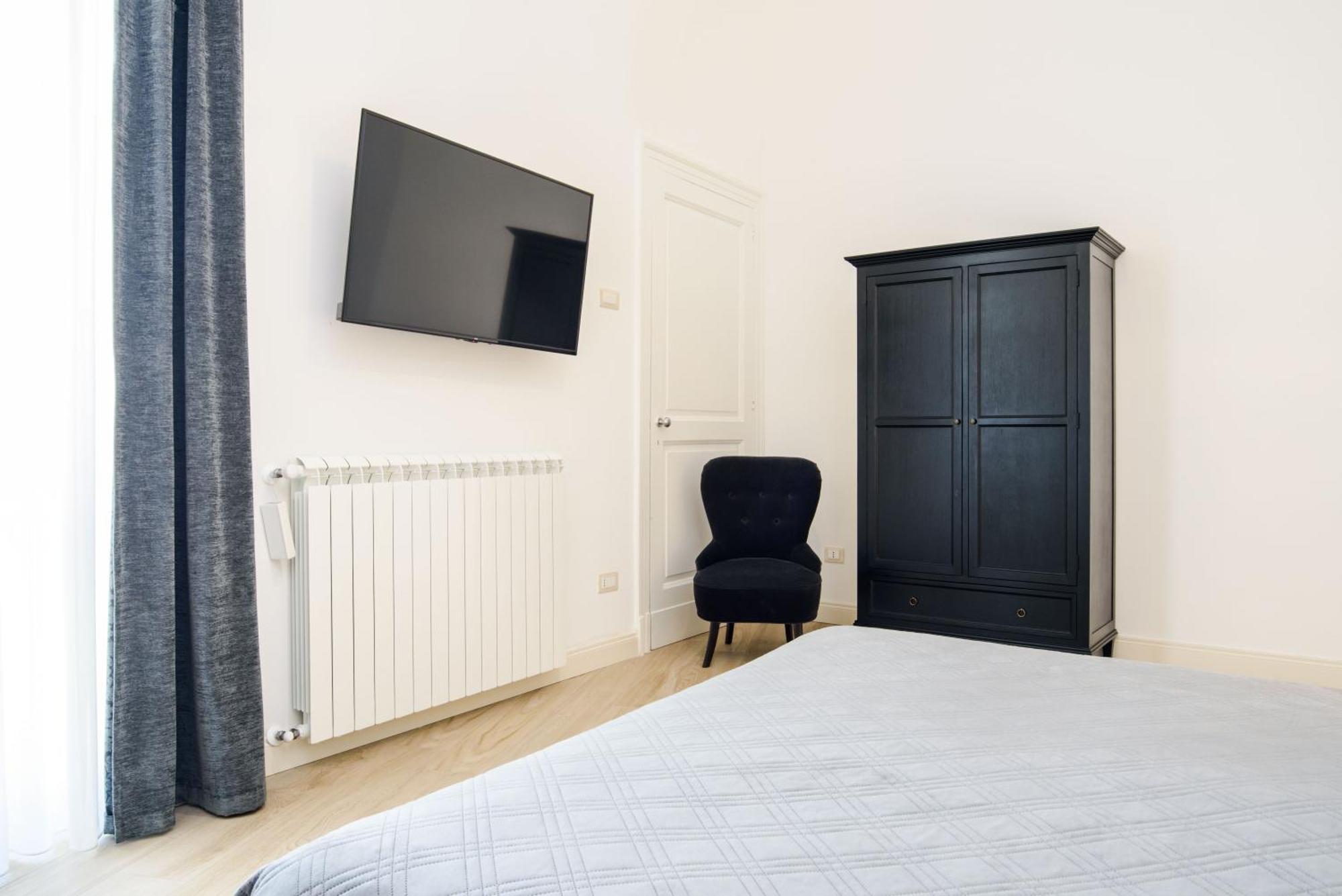 Hotel One&One à Salernes Extérieur photo