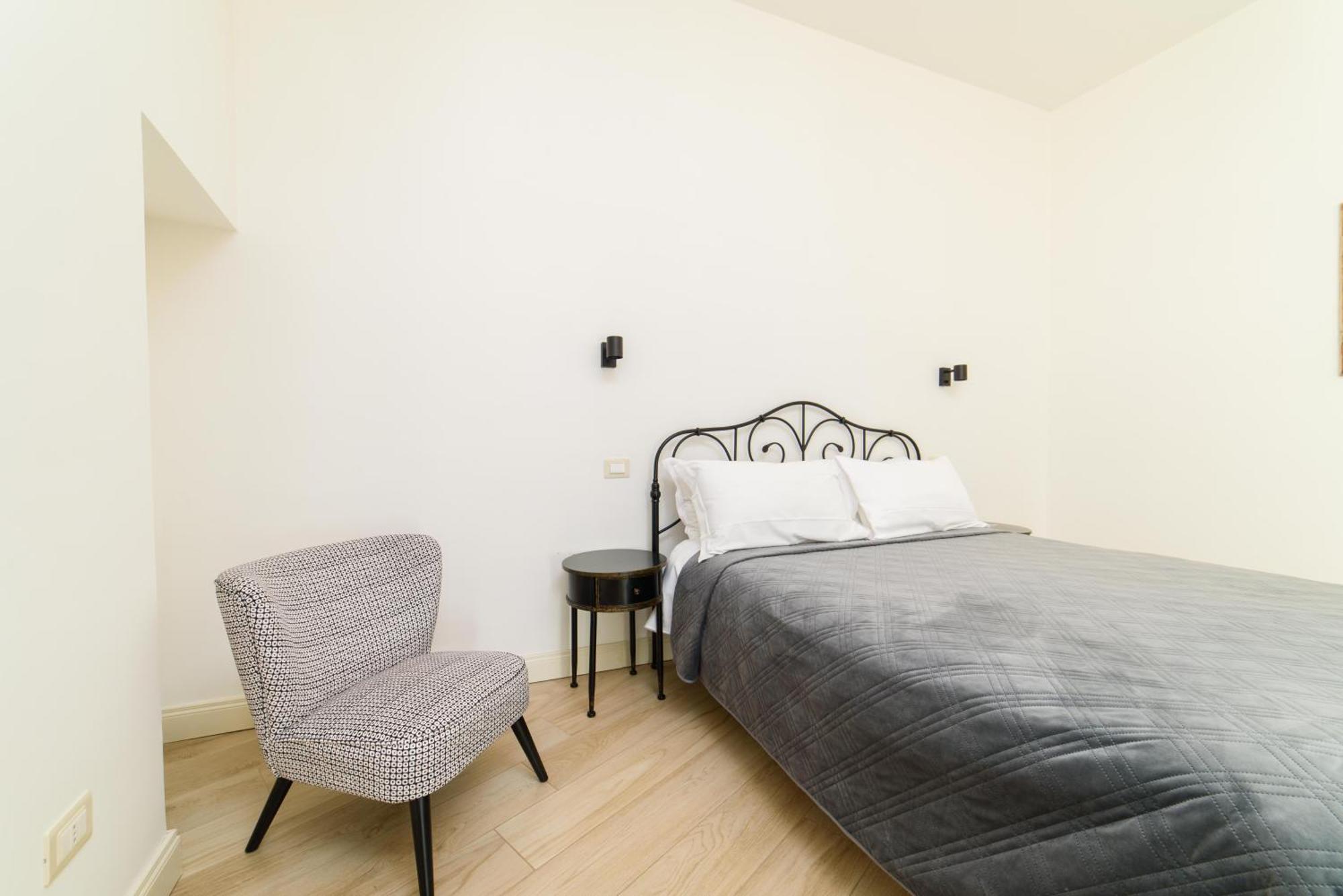 Hotel One&One à Salernes Extérieur photo